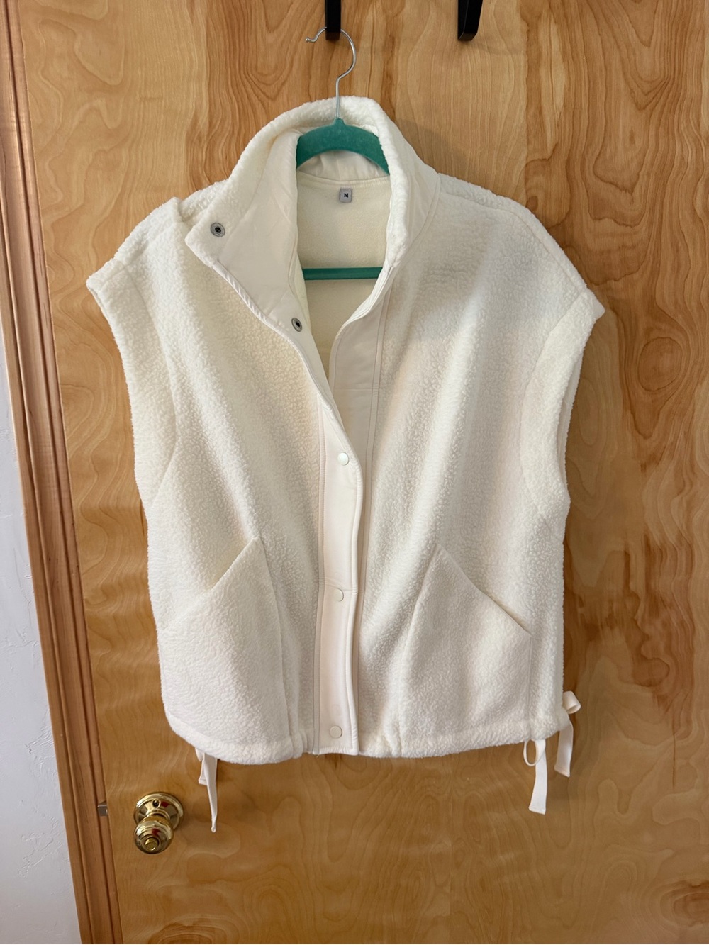 Amazon Cream Sherpa Snap-Front Vest